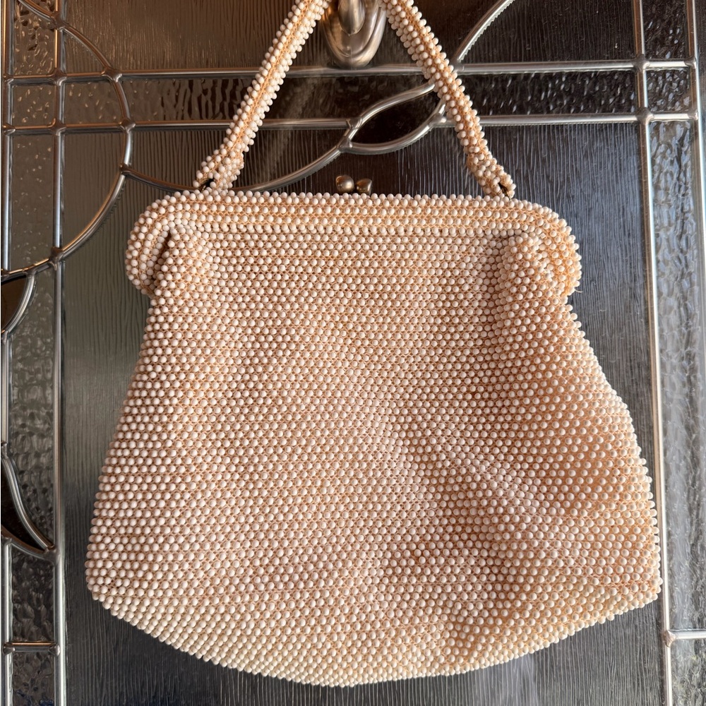 1950/60s Corde Bead Beaded Peach Mini Top-Handle Bag kiss lock closure